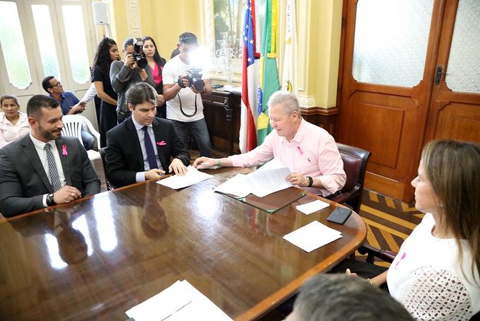 prefeito_arthur_neto_contrato_250_mi_bb_mario_oliveira-semcom_0